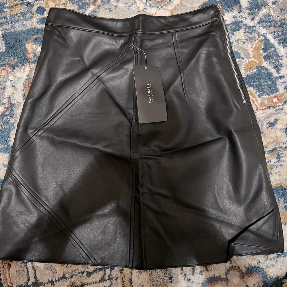 Zara faux leather miniskirt